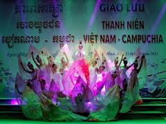 យុវជនវៀតណាម-កម្ពុជារួមដៃកសាងចំណងមិត្តភាពដើម្បីសន្តិភាពសហប្រតិបត្តិការនិងអភិវឌ្ឍន